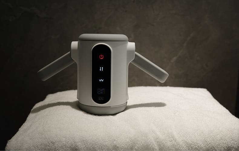 Lovesvibe Masturbieren für Männer Elektrisch 9 Vibration Stoß Modi freihändige Sexmaschine mit klappbaren Griffen